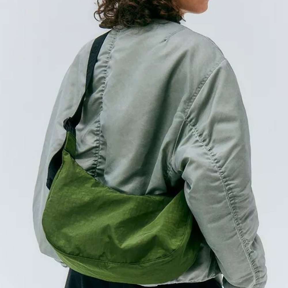NWT Baggu Crescent Bag Medium - Bay Laurel